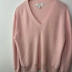 Banana Republic Soft Pink V-Neck Sweater xs